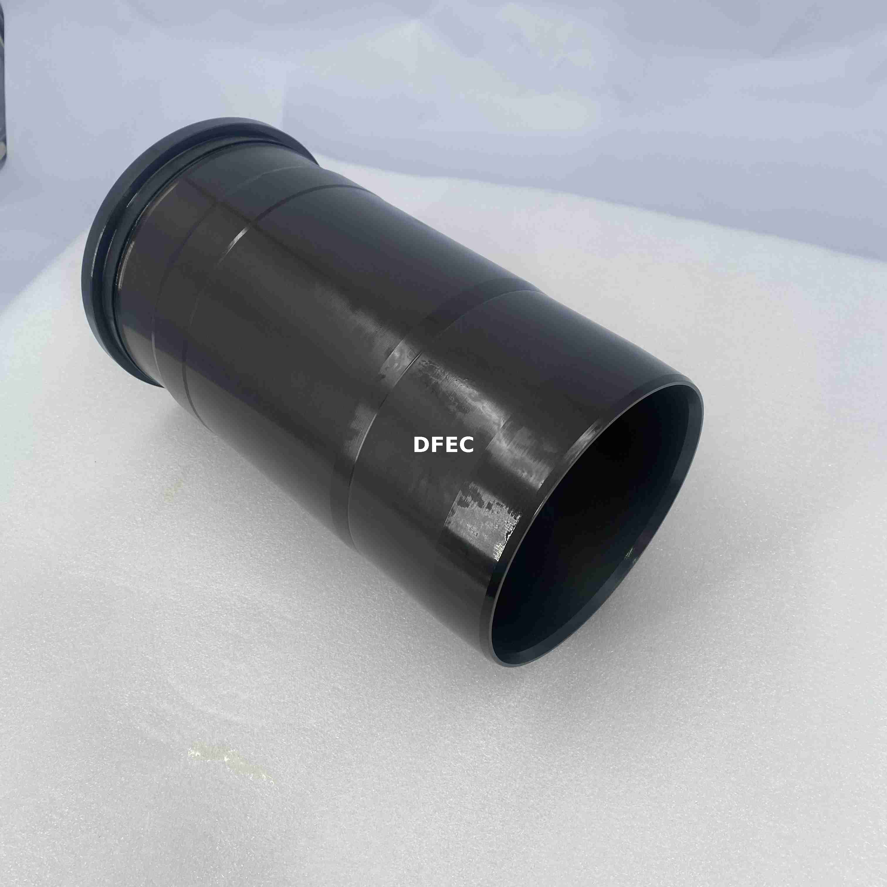 Оригинальный недавно DCI11 Дизельный двигатель цилиндра цилиндра в рукав 5010359561